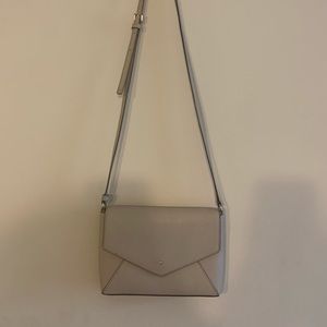 Kate Spade Purse // rn 0102760 ca 57710